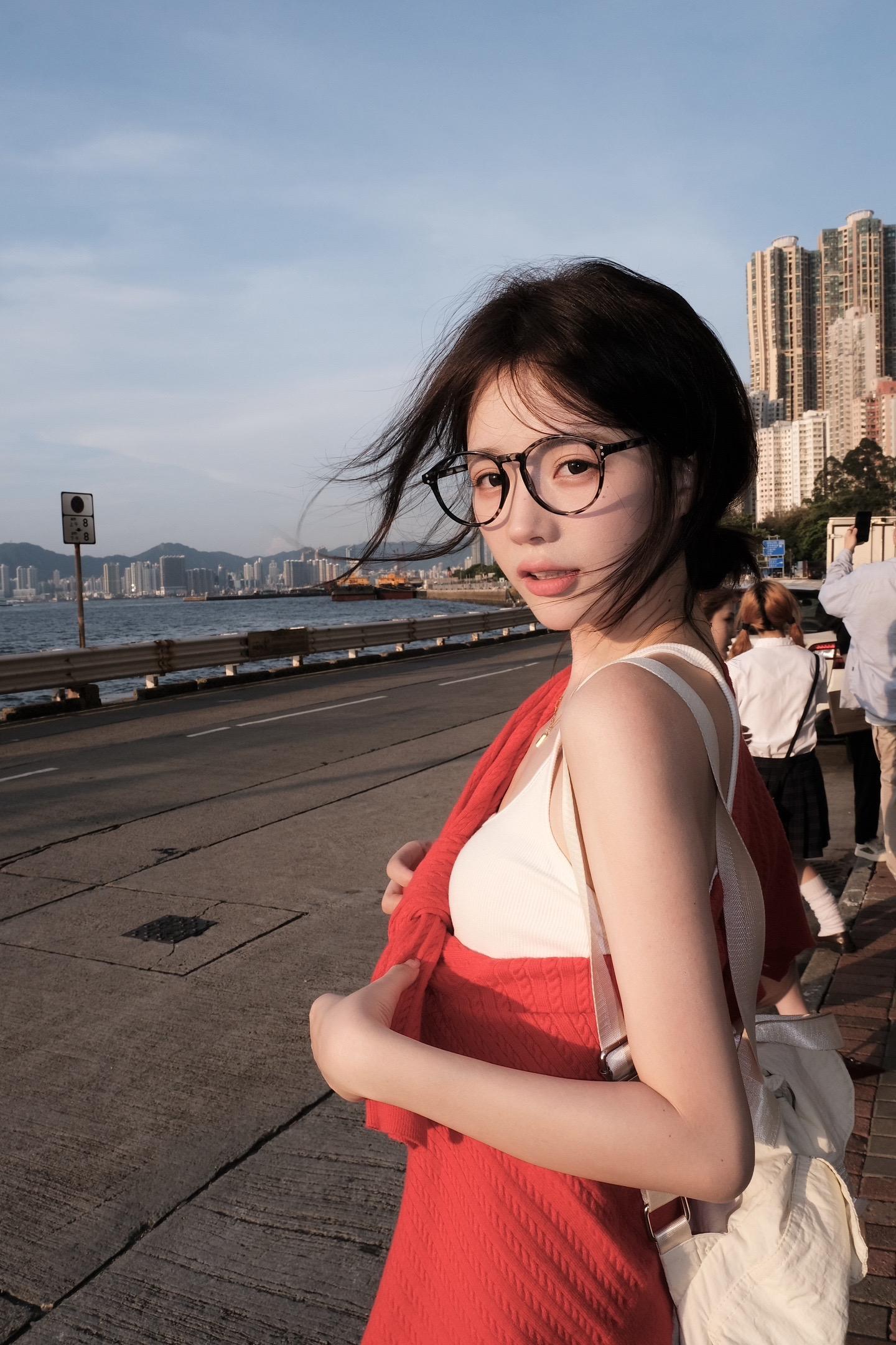 红色和香港的适配度太高了！！🇭🇰。