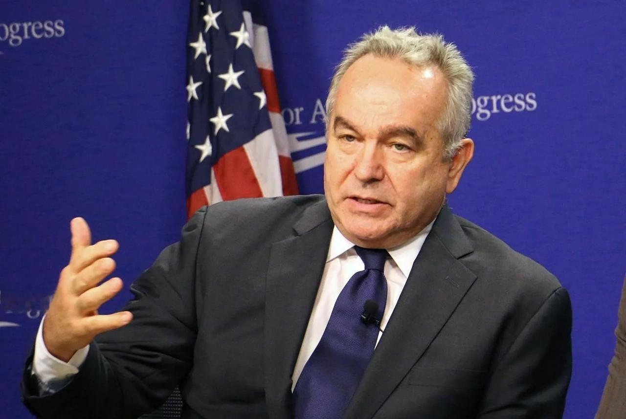 美国人越来越不自信了！美国副国务卿称：中G认为美国正在衰落，日益显露出“是时候展