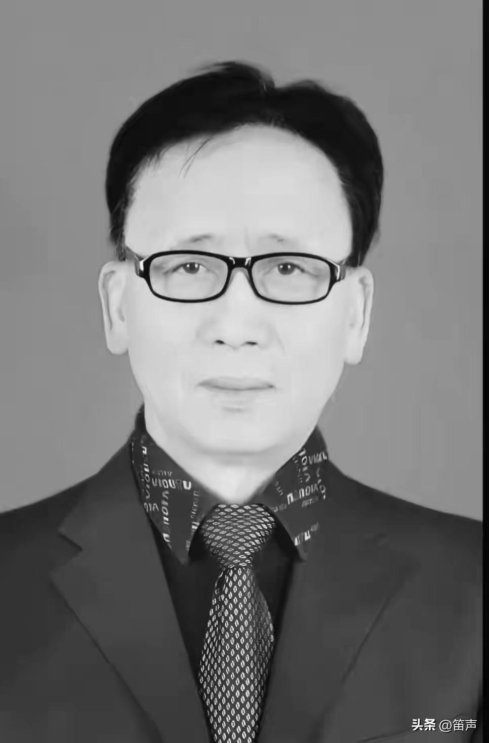 64岁陕西作家董信义去世
从养猪房走出的大学生，在他的影响下，后辈出了很多985