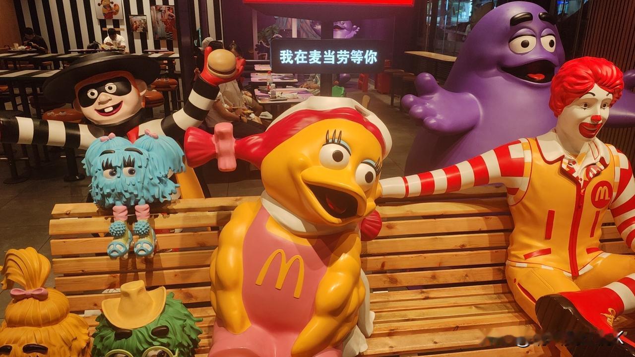 如何评价夺冠热门西班牙队的首场表现害得好多人，上天台