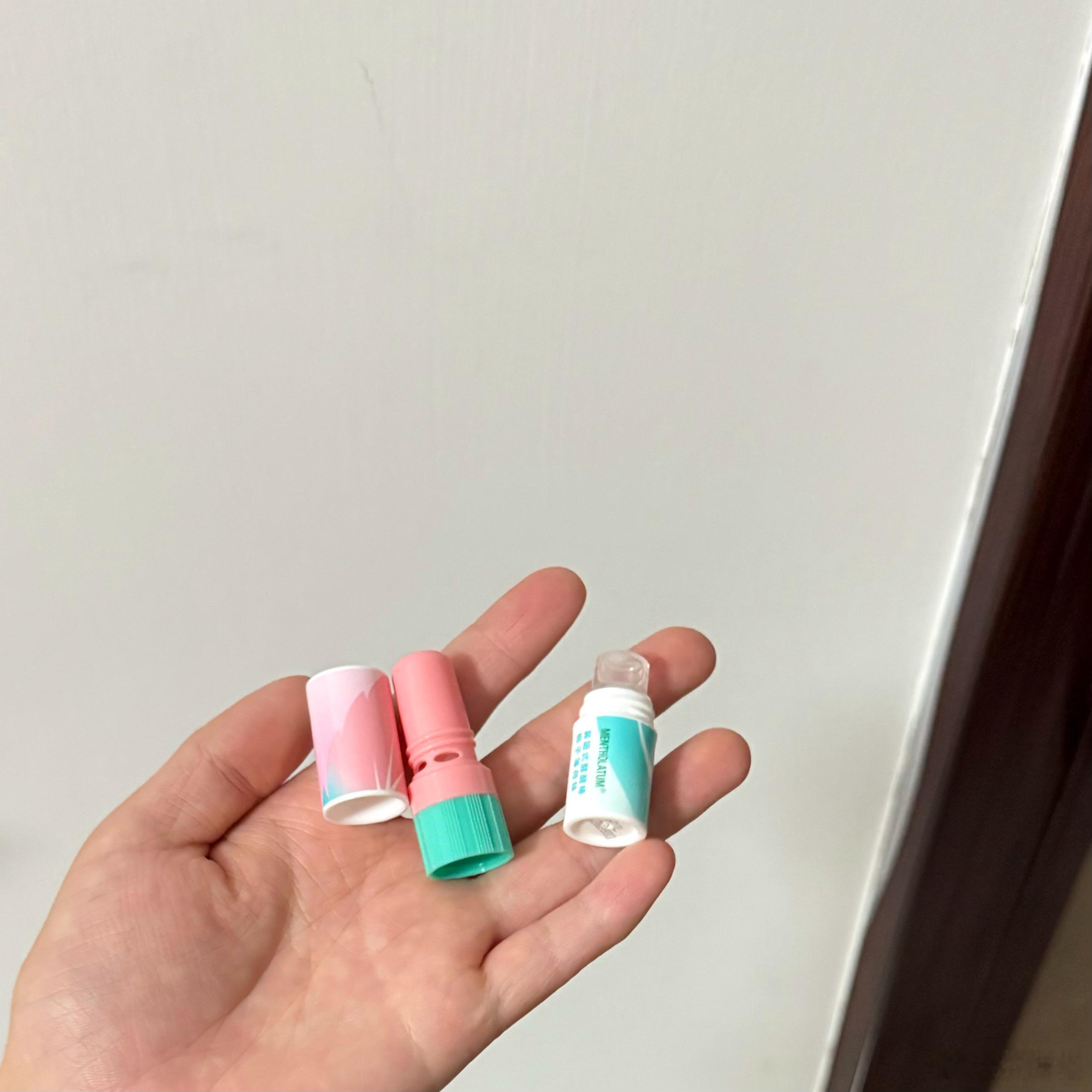 曼秀雷敦这个鼻通不错最近梅雨天整个人都昏昏沉沉急需提神醒脑好物我一开始在盒马买的