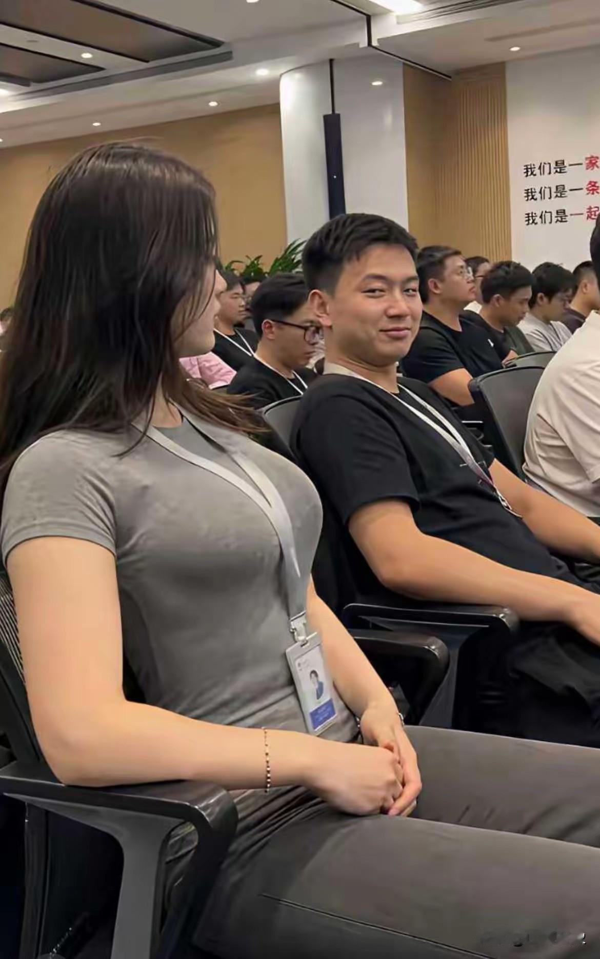 上课就得专心学习，否则很难毕业！