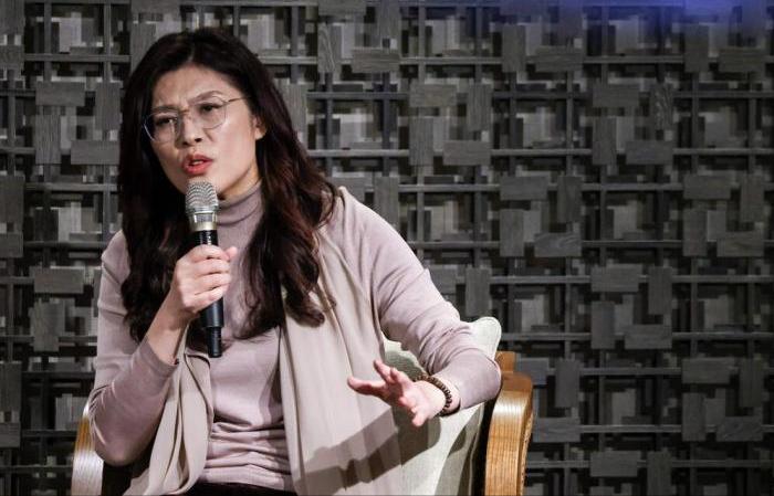 郑丽文发声，为陆配说话，盼两岸和平。
国民党主席郑丽文3月28日强调，台湾不应因