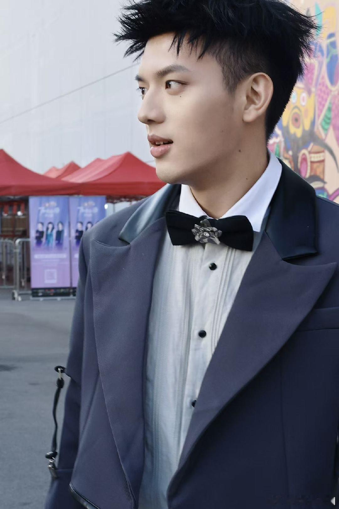 站姐镜头下的声鸣远扬选手绝了！库库出片根本刷不完，每一张都美到窒息、帅到犯规 