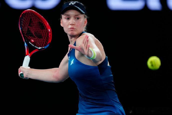 莱巴金娜多哈站开门红🔥WTA1000多哈站第二轮，澳网冠军莱巴金娜在第二盘被先