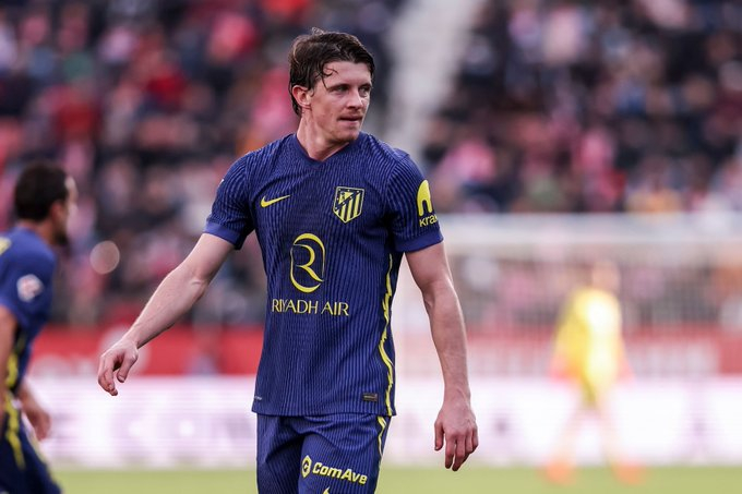 罗马诺曼联仍在与加拉格尔的经纪人保持联系。马竞正积极推动今夏的转会。 