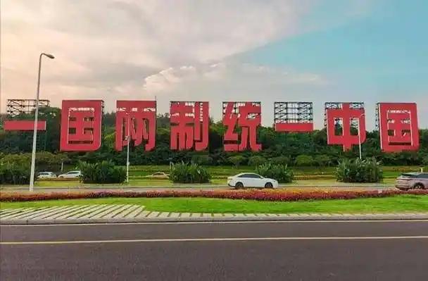 中国再不出手统一台湾，汹涌的民意恐怕就压不住了，国防部发言人曾说的，已经保持了最