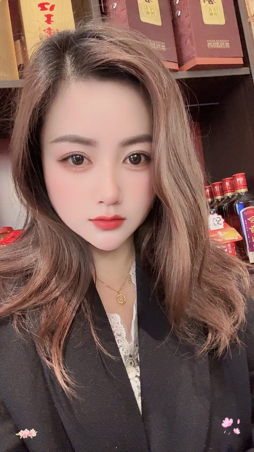 想剪短发了，这张大脸盘子可适合呢？