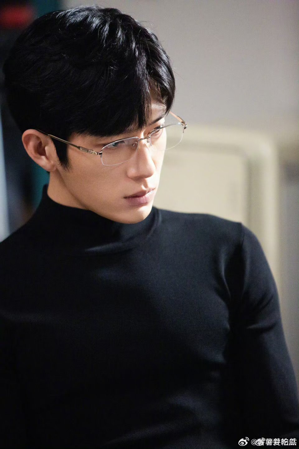 电视剧钢铁森林爱奇艺4月待播剧综 怎么这么帅啊！！！今晚继续看江寒声啊💙井柏然