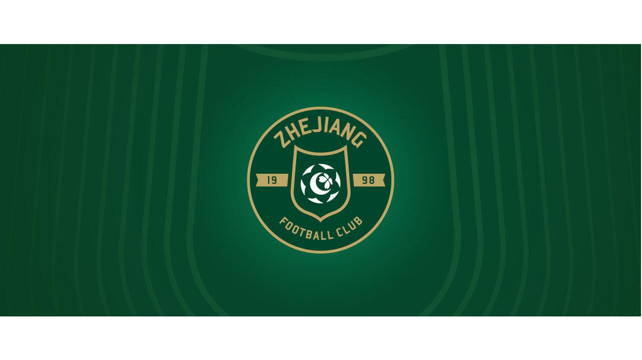 反转！米特里策停赛4+1场，李镇全待定。
米特里策最终被停赛4场，加上红牌自动停