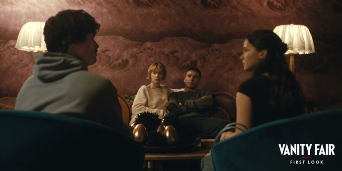 年度热剧《怒呛人生》第二季发布首批剧照，这一季仍然群星云集。奥斯卡·伊萨克凯瑞·