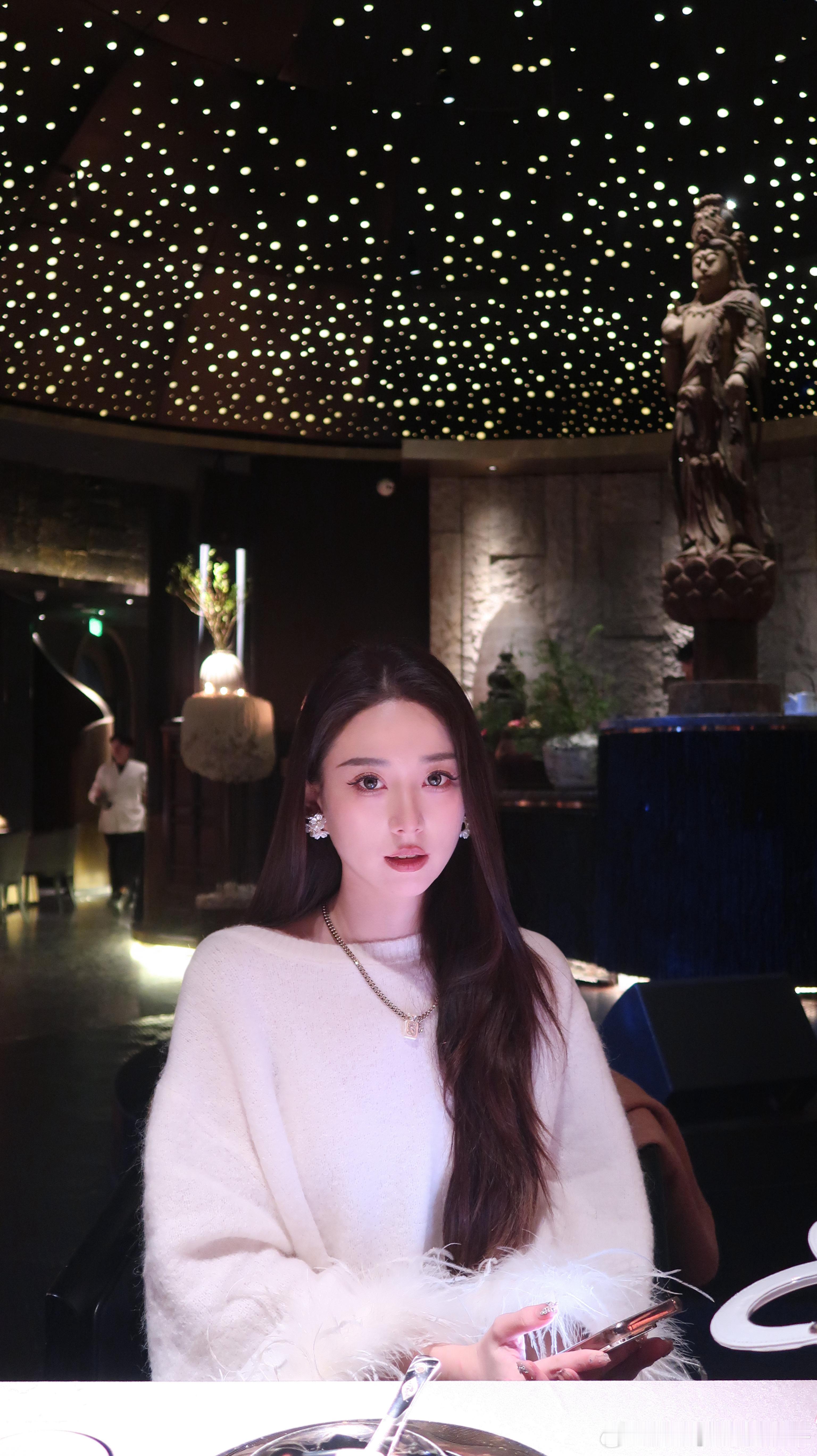 半夜偷偷更一条 