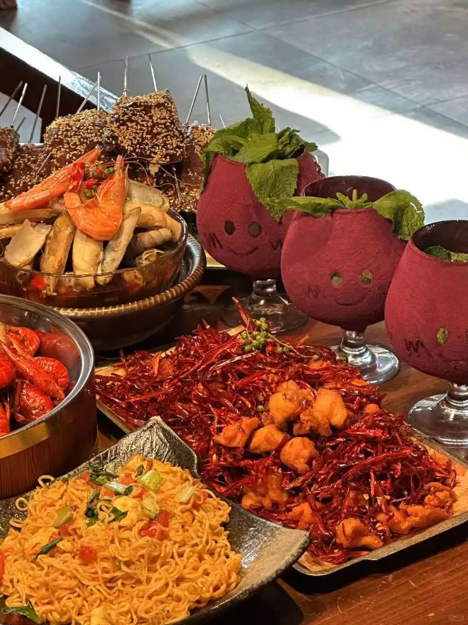 今晚去小酒馆嗨皮吧🥳❗🔥氛围感绝啦！