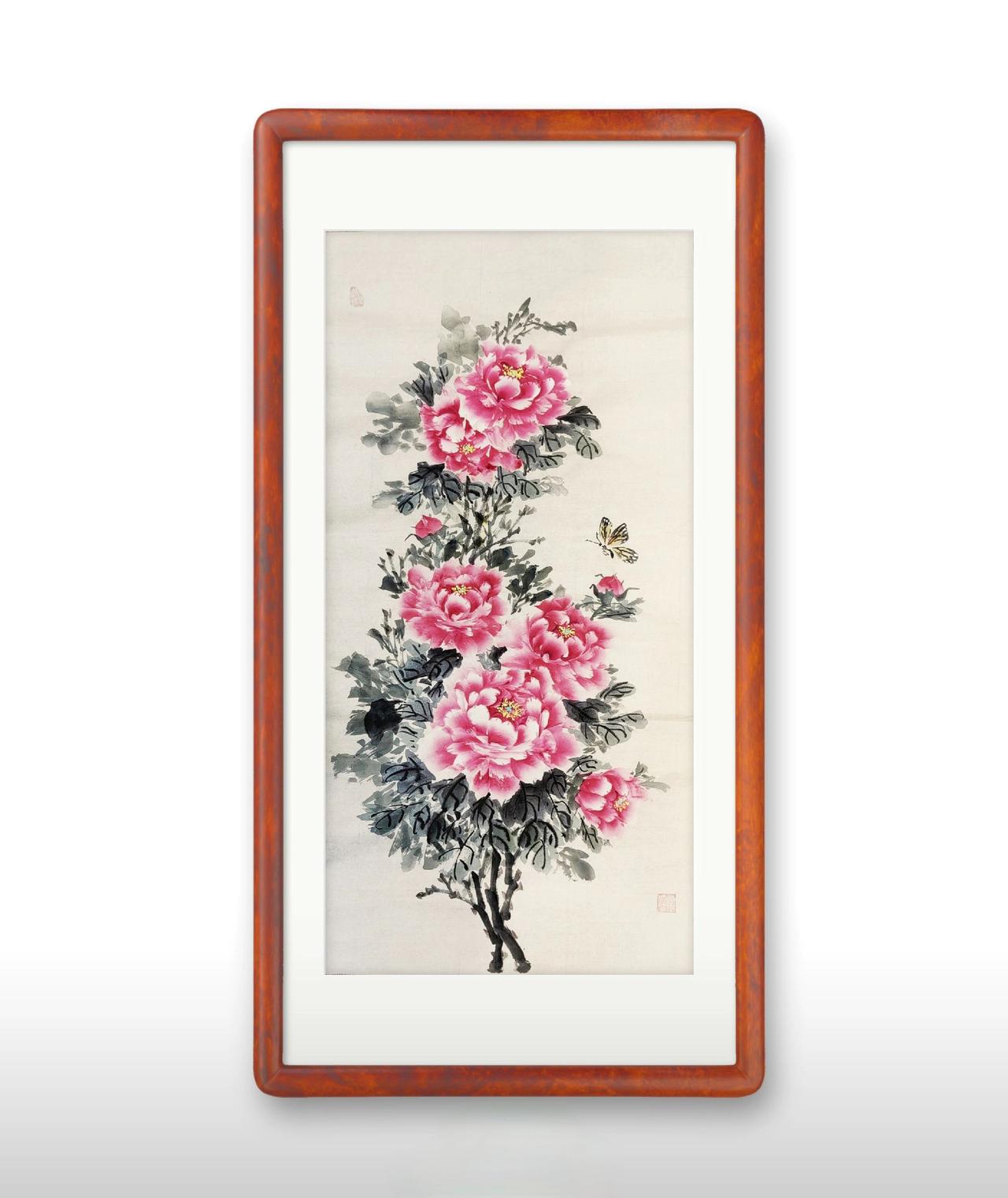 从空白纸面到满屏盛放，笔尖蘸的是耐心，
晕染的是热爱，
落款处，是时光的温柔回响