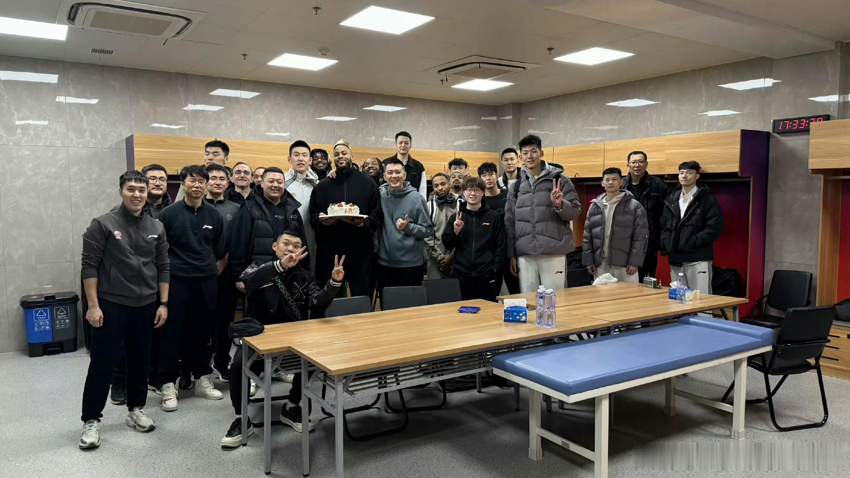 Happy birthday bro🎂辽宁男篮