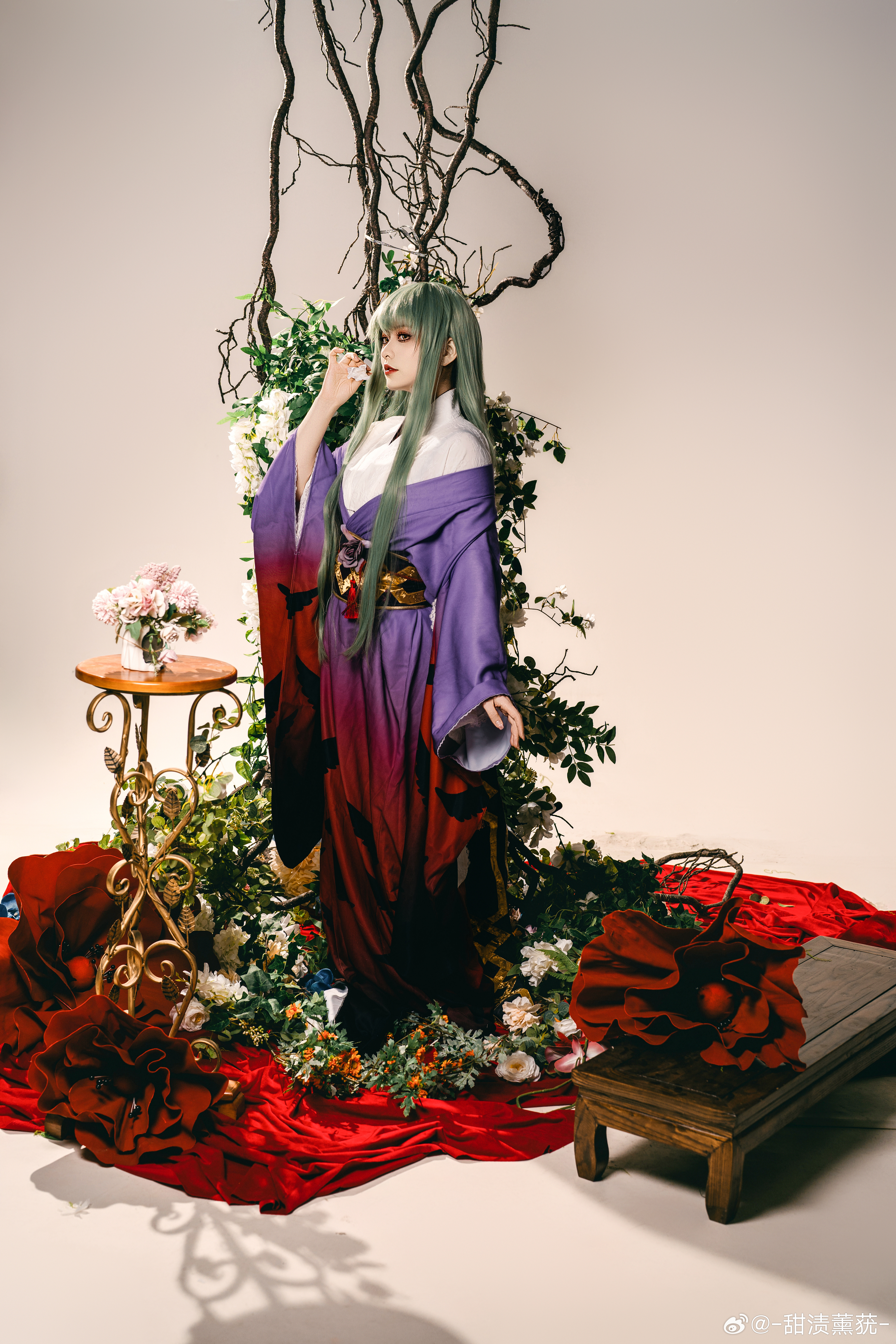 叛逆的鲁鲁修[超话]cosplay 今天是4月2日，C.C.の日💚 ​​​