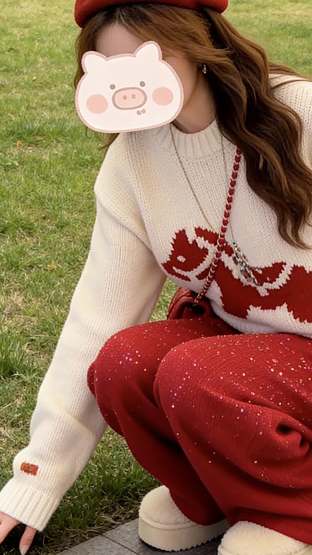 是谁还没挖到这件宝藏款！版型巨显瘦，面料软乎乎贴肤超舒服，随便搭条牛仔裤都韩里韩