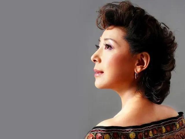 “我受够了，离婚!”1990年的一天，著名歌唱家关牧村的丈夫王星军刚回到家，看到