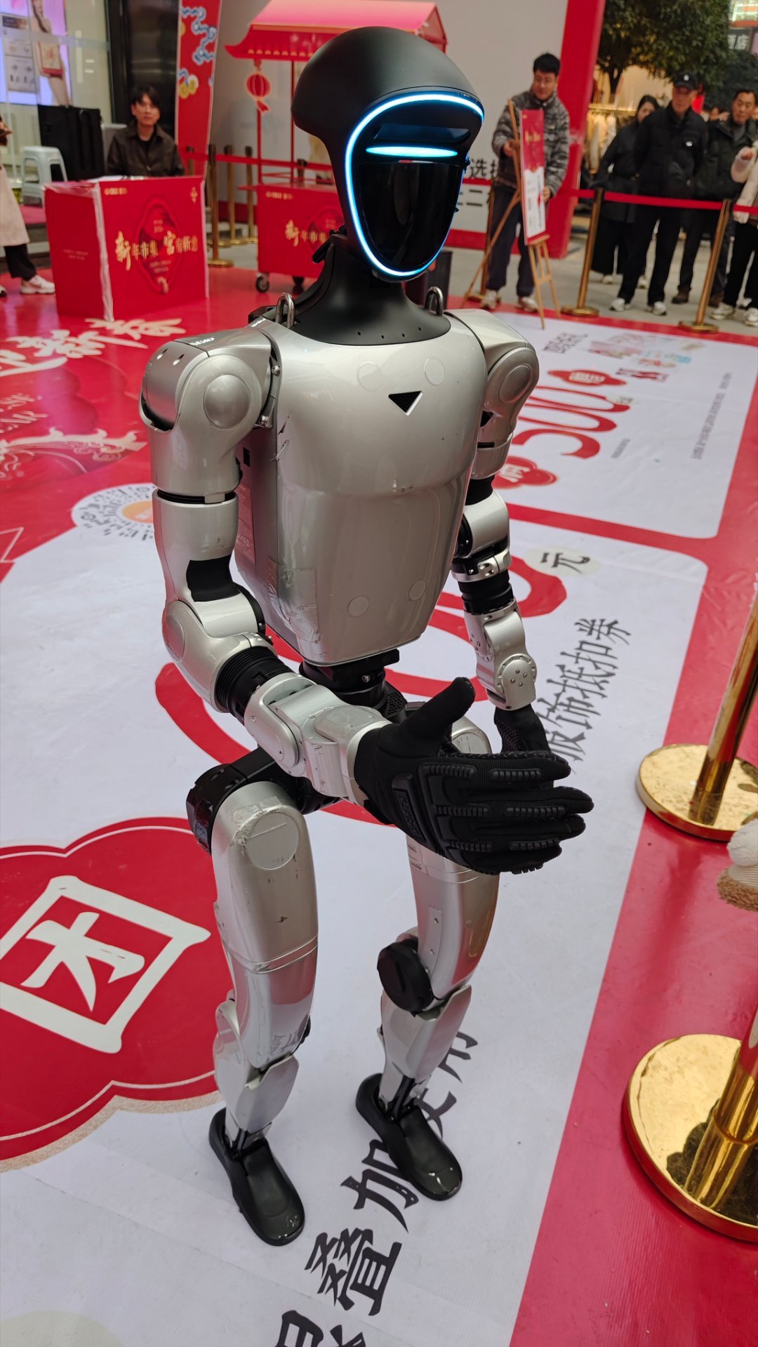 商演租赁，是机器人目前最佳变现方式。 