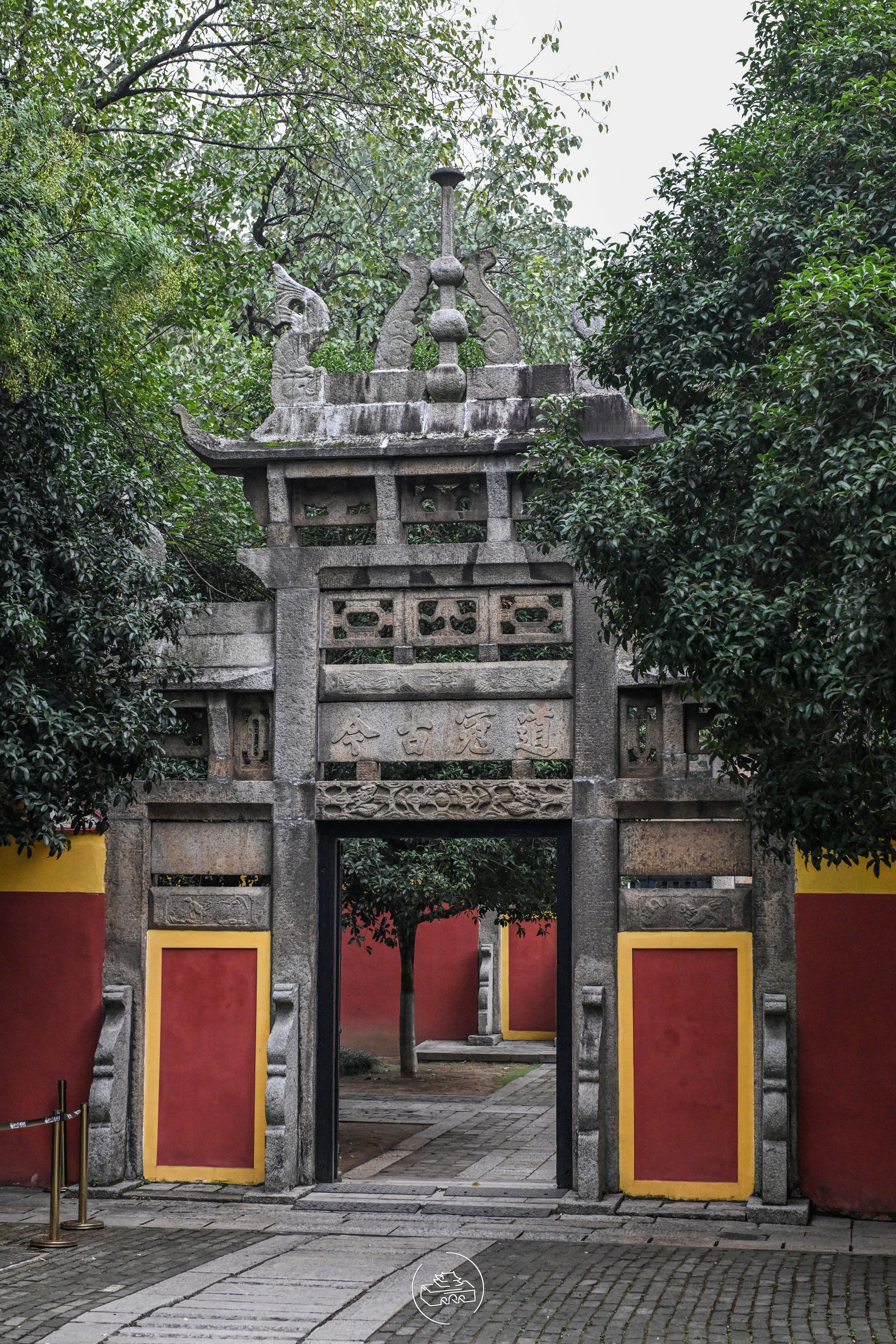 长沙 岳麓书院第三批全国重点文物保护单位岳麓书院位于长沙湘江西岸岳麓山下，始建于