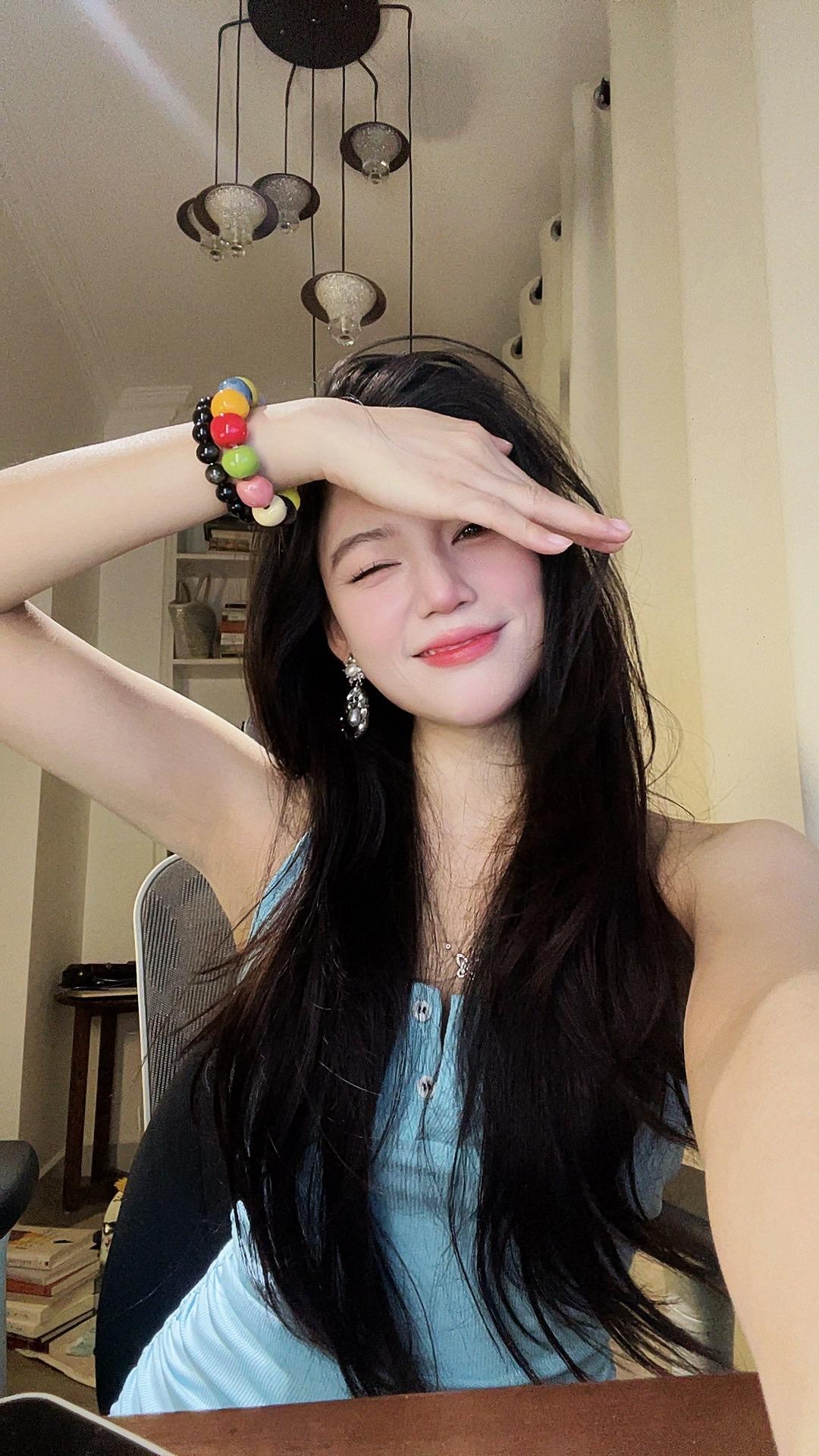 hello，L码的甜妹。