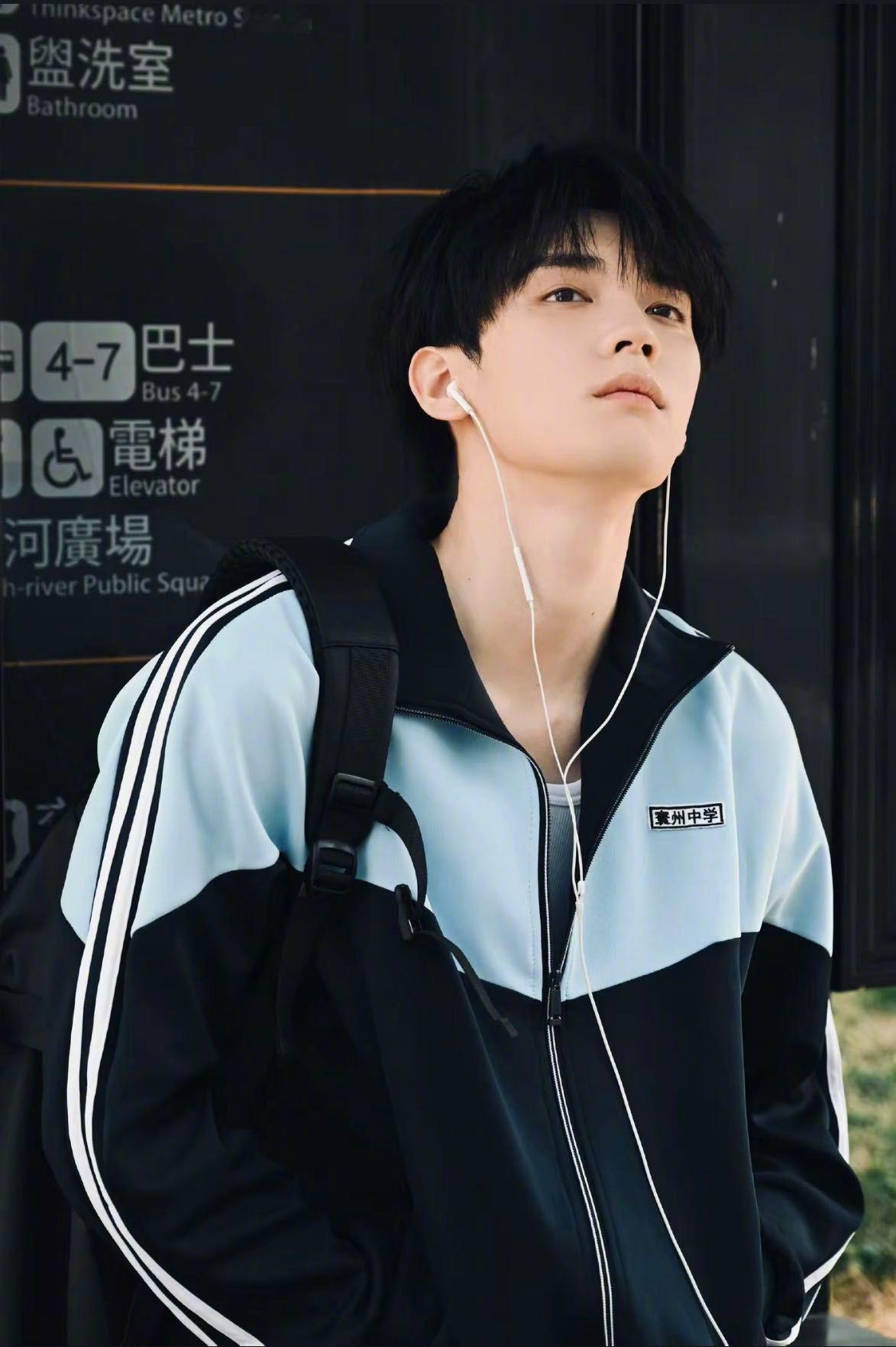 周翊然可塑性周翊然真正的剧抛脸发力了 是谁至今都还没有走出小飞奔！张陆让真的是青