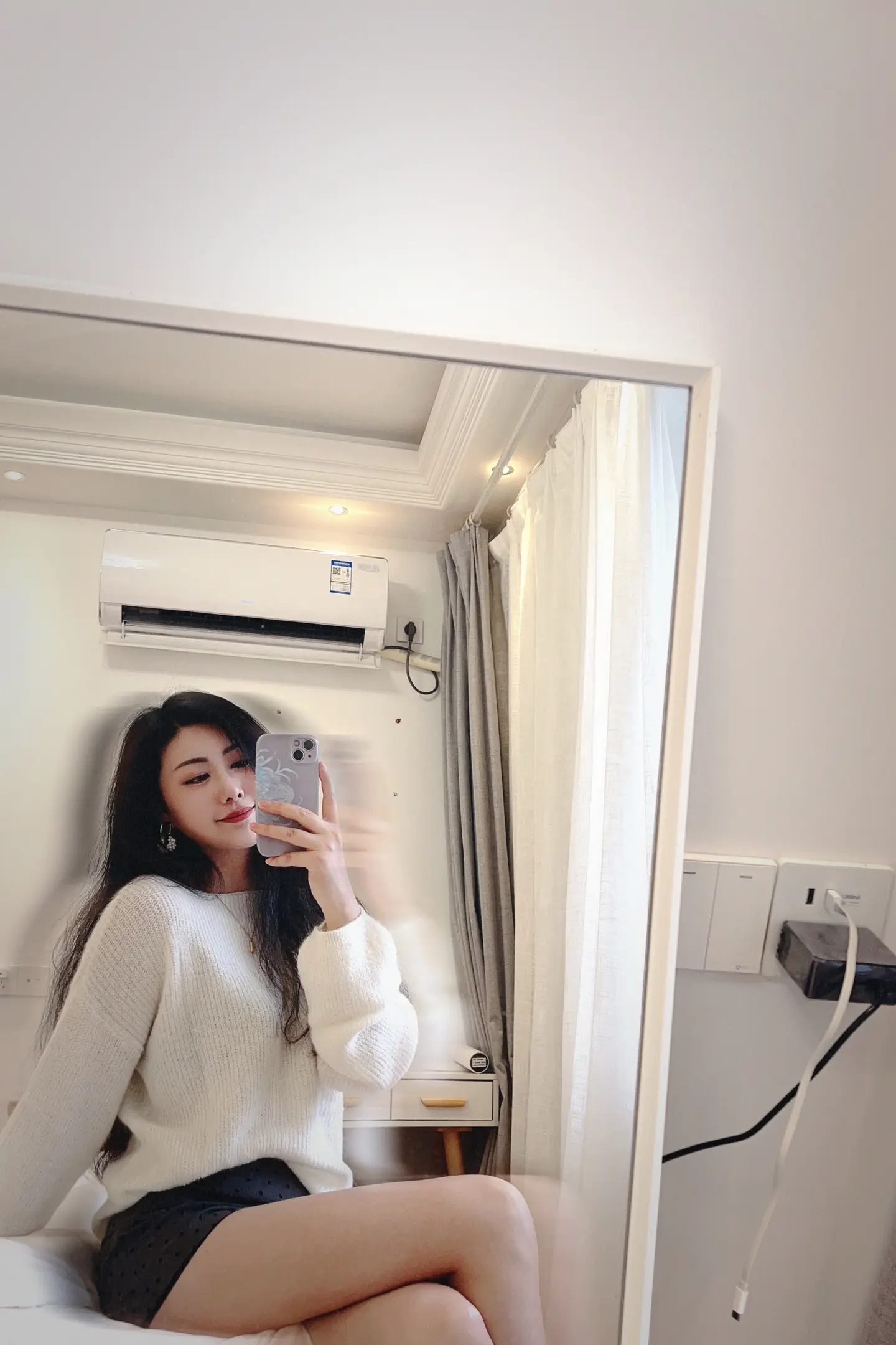 年初在某征婚app脑子一热充了年会员，然后半年都过去了，几乎没看过几眼...