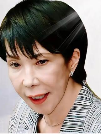 西方国家有些急了，他们现在有些小看日本了，日本根本不甘愿做一枚棋子，而是当棋手，