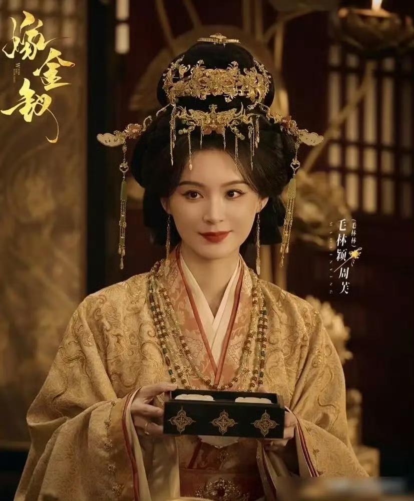 角色鲜活，方能撑起故事的质感
 
《嫁金钗》里毛林林一登场，瞬间让人感受到这部剧