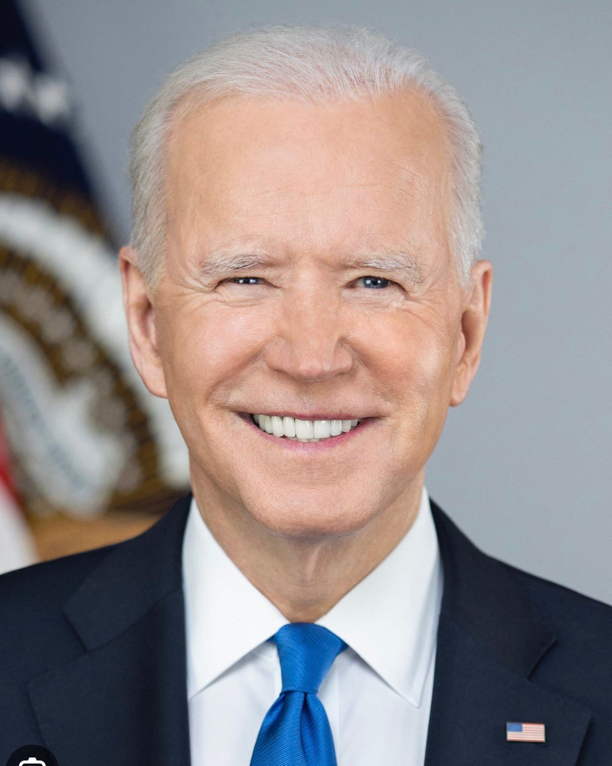 在拜登担任总统期间，于白宫储藏室内发现的可卡因的照片现已公布。 