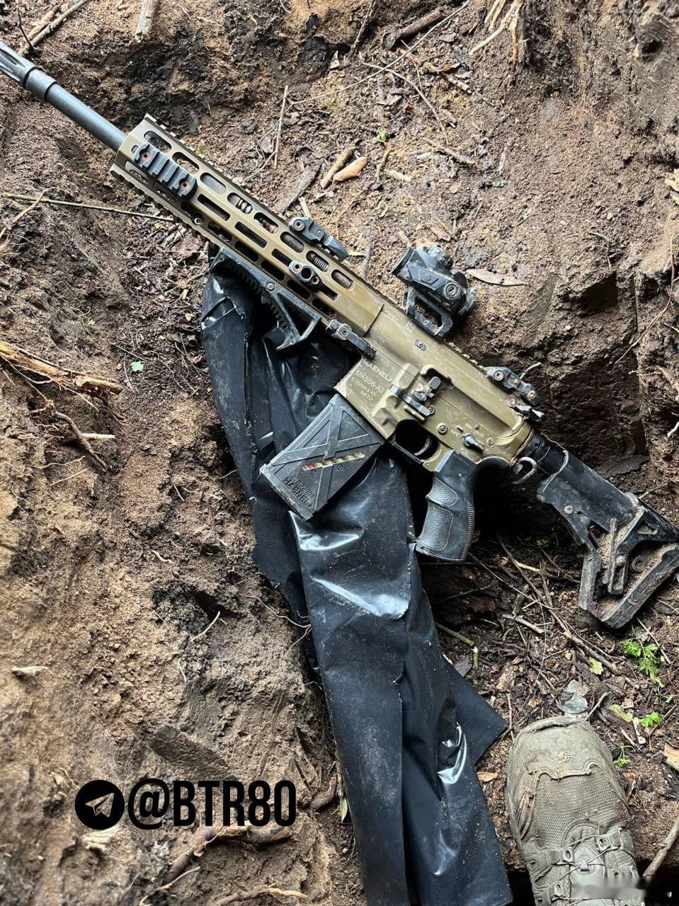 俄罗斯军队在米尔诺格勒方向从乌克兰武装部队手中缴获的德国HAENEL MK556