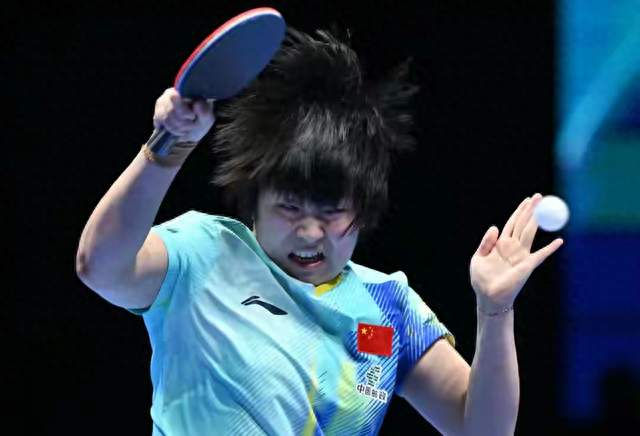 中国大满贯覃予萱2–3惜败之后，国乒陈熠等三连胜 何卓佳大战韩莹