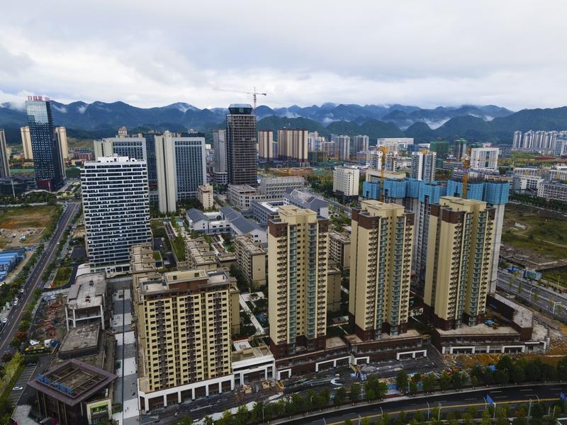 山东省诸城市昌城镇

“大美昌城奋争先，工业引领农业全”，这话一点不假。昌城镇在