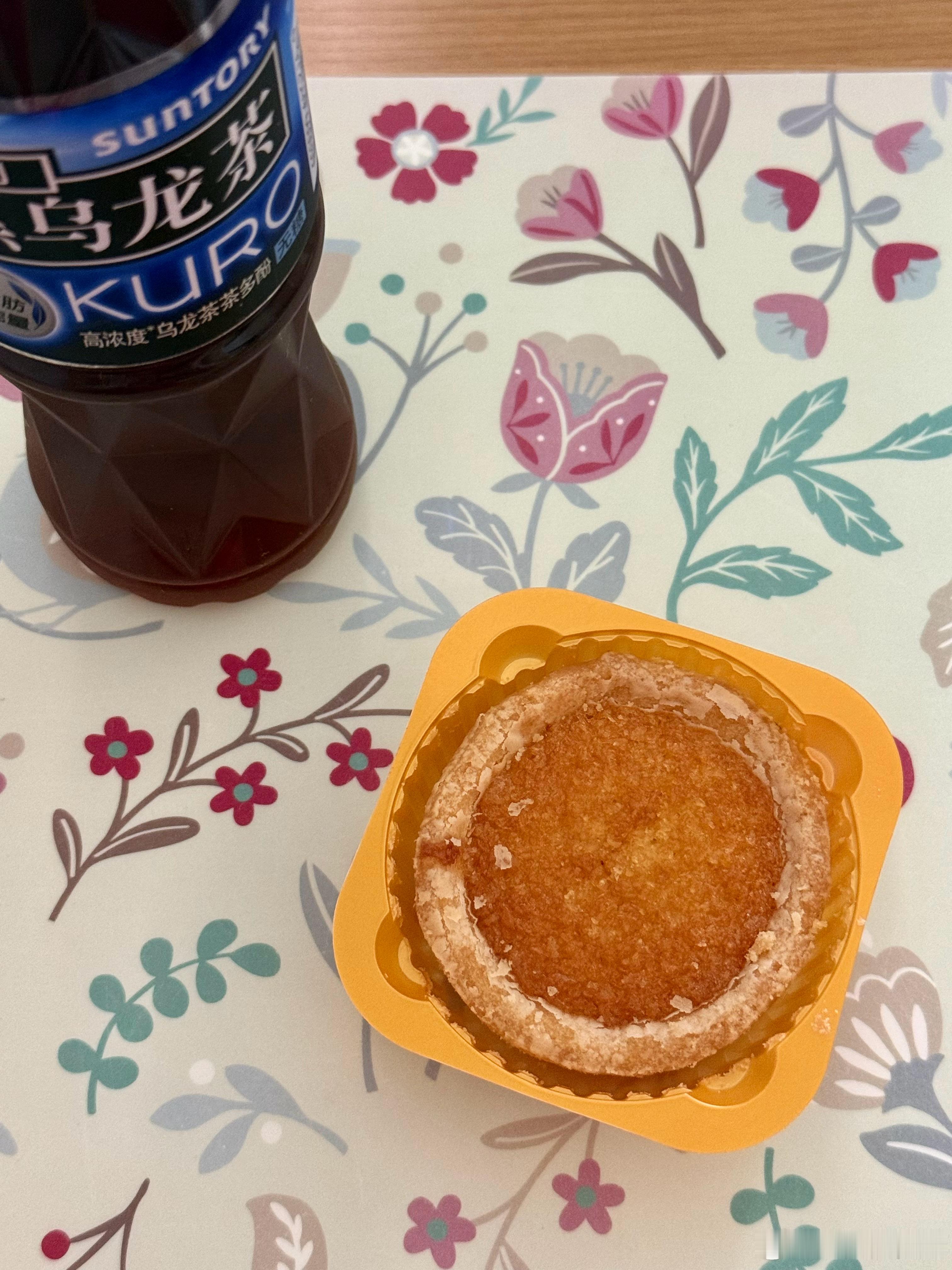 补上今日份午餐🥢｜最近爱上换着法子炒水果甘蓝，今儿的做法是用小米辣、红葱头煸锅
