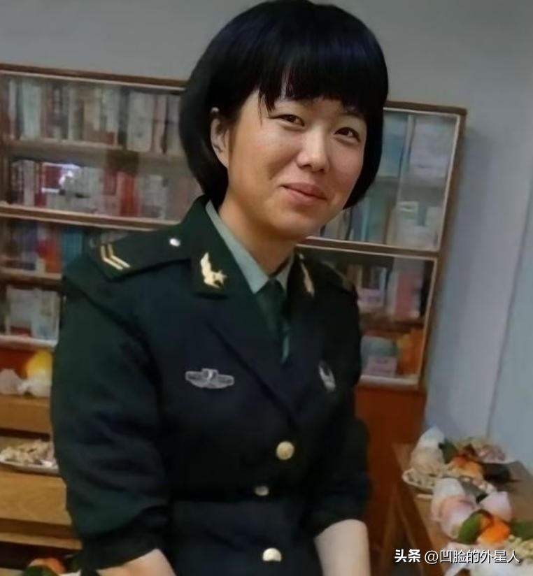 2019年，云南丽江的退伍通讯兵唐雪，为了自保，将身高1米9的大汉杀害，当被以故