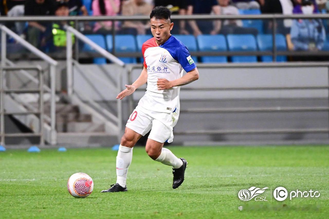 上海申花队2:0青岛海牛队，这两点有惊喜也有提升的空间

1、没有特谢拉和阿马杜