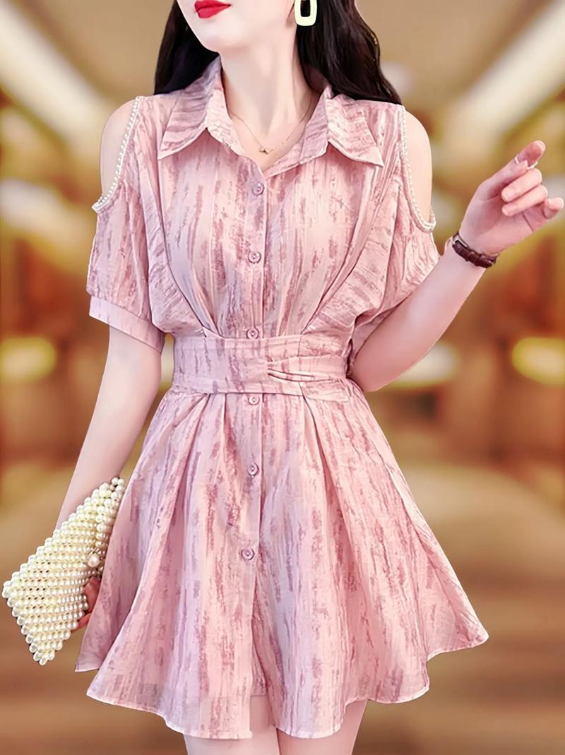 买衣服的诀窍你知道吗？

买衣服时，可别买什么就收什么。给你分享个秘诀，照着做，