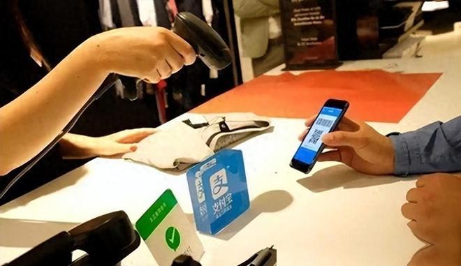 为什么扫码支付偏偏在中国火遍大街小巷？全球都在用手机，为何只有中国把二维码变成了