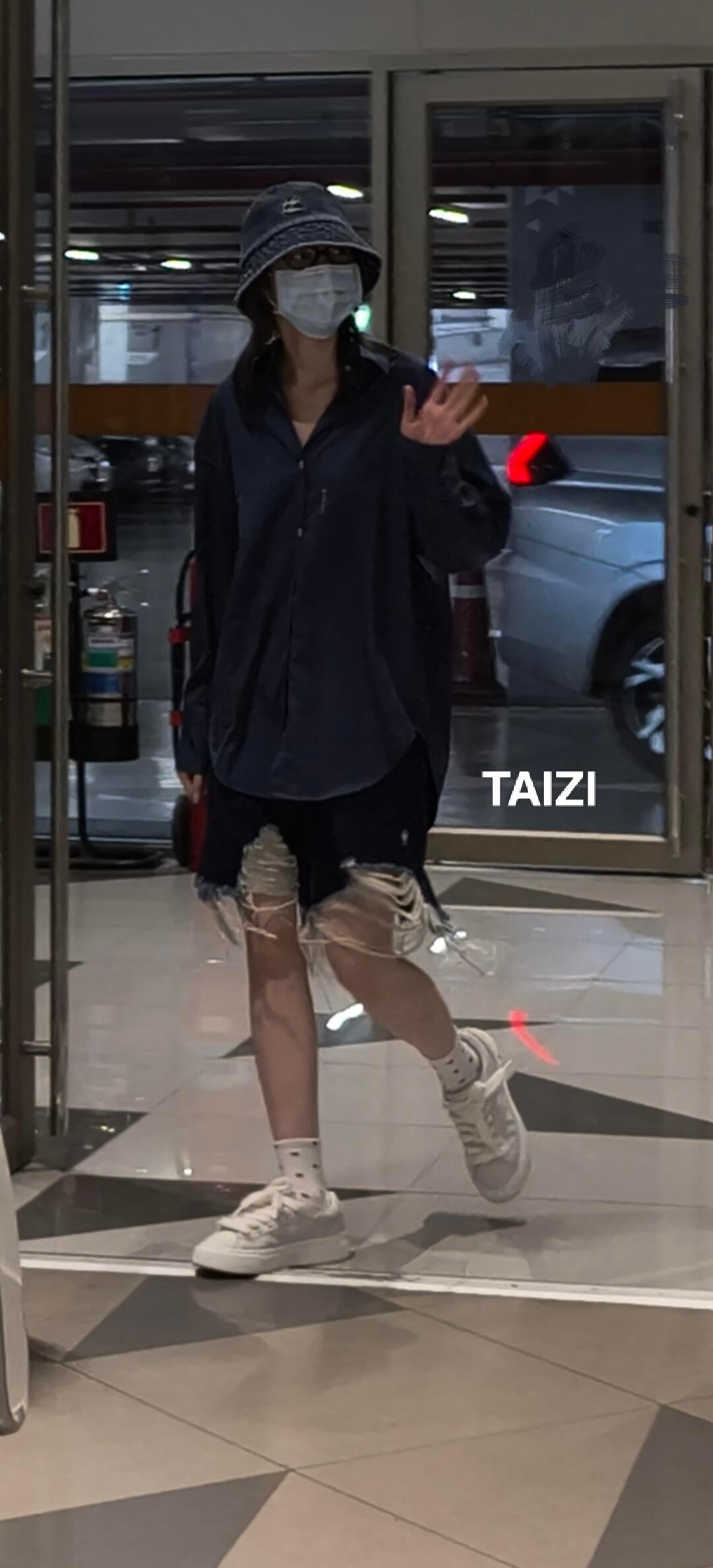 欧巴玉米八 ​​​