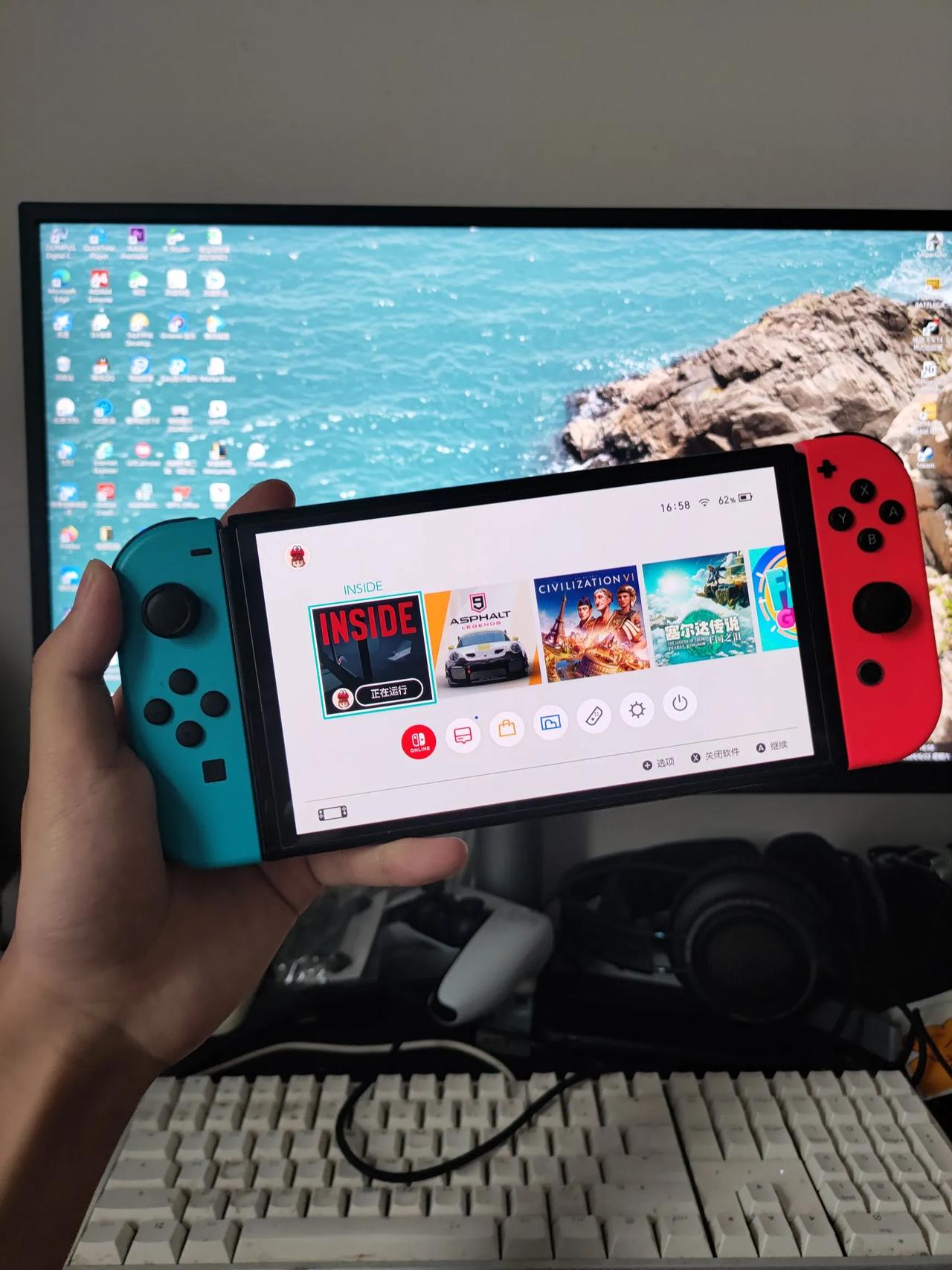 Switch OLED用了一年多时间了，只希望下代能提升下这些点：

1、手柄升