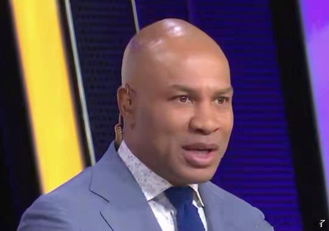 北京时间4月19日，NBA季后赛首轮正式拉开战幕。西部焦点对决中，湖人主场以10