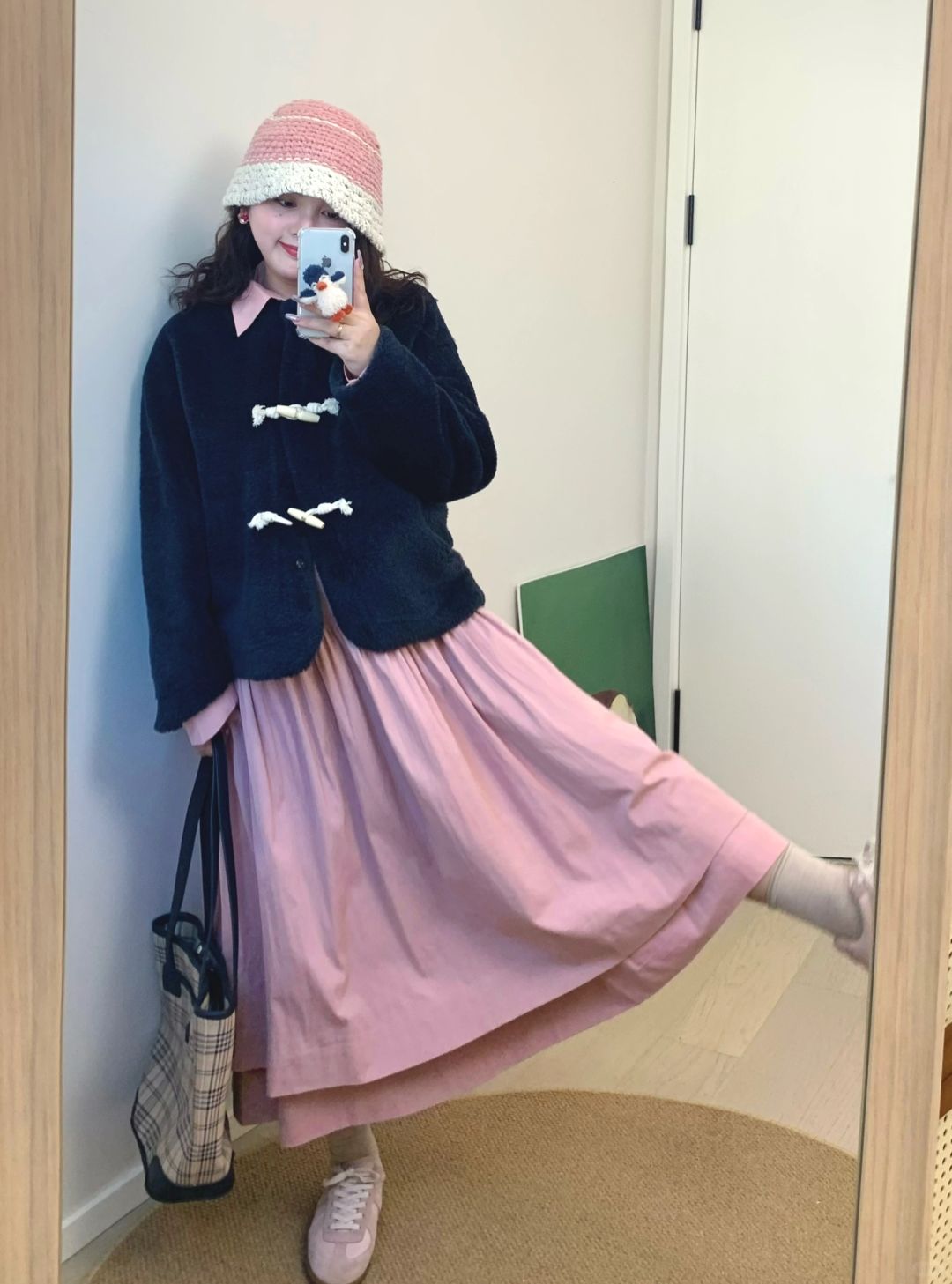 💞｜牛角扣的羊羔毛和树莓粉裙～