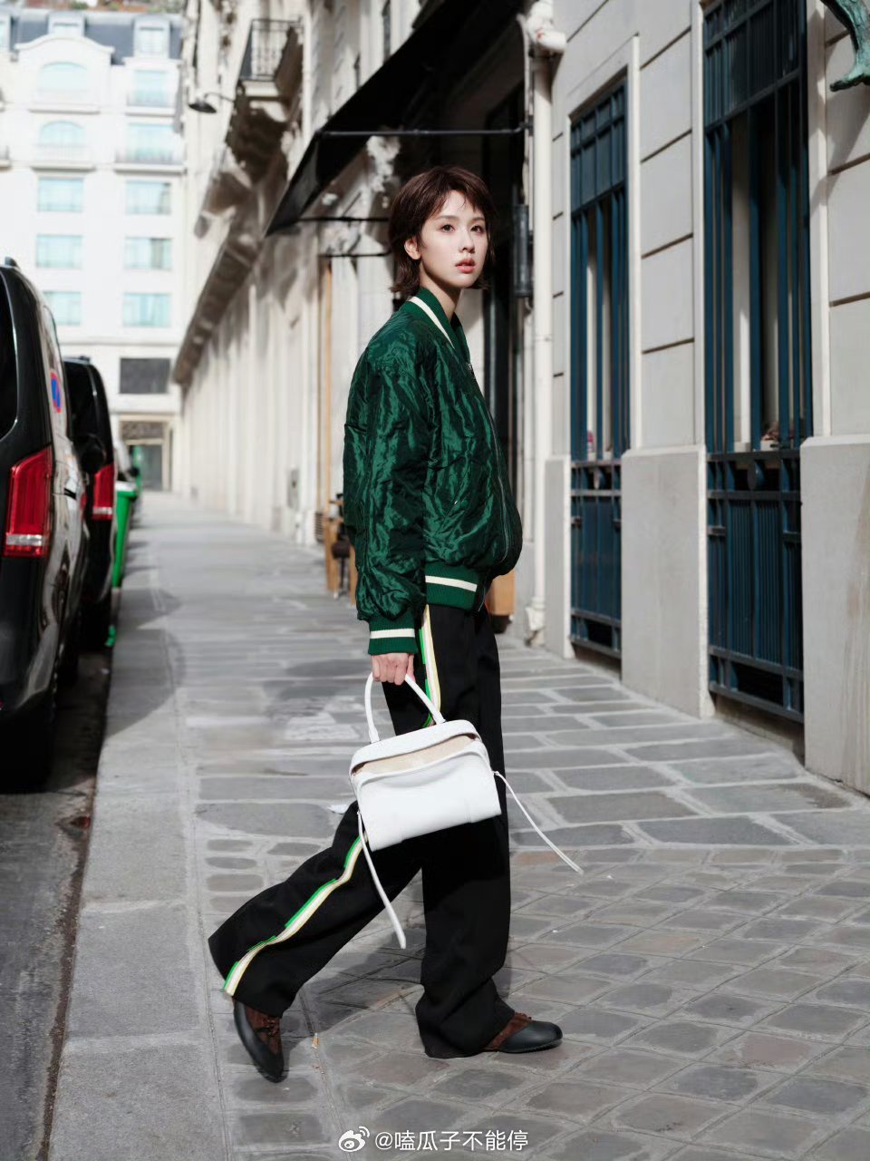 陈都灵Loewe新图，清爽少年感拉满