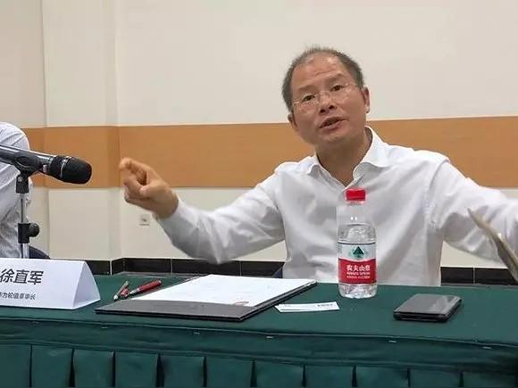 徐直军卸任华为海思半导体董事长。怎么看？