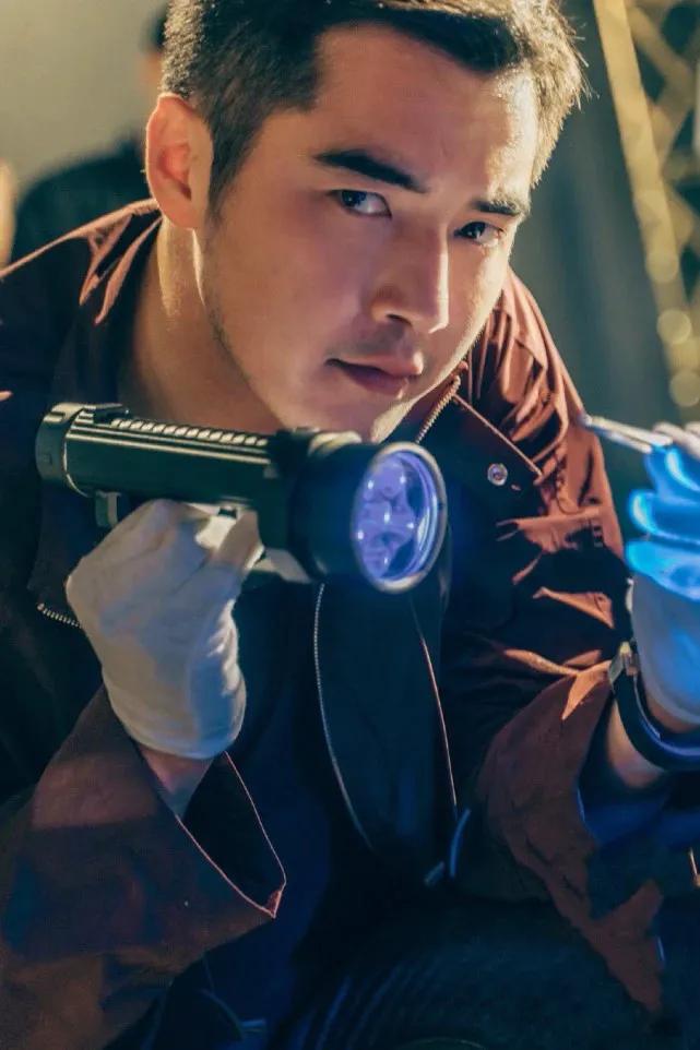 原来杜城不是给沈翊使绊子，而是阻止他不要陷的太深，因为他就是在师父被杀的案子上陷