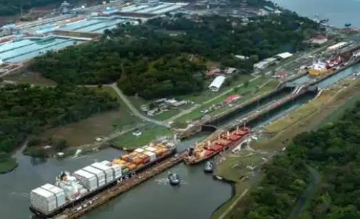真不是气话！中国若撤走设备，巴拿马港口可能瞬间瘫痪，起重机停摆系统崩溃，黄金水道