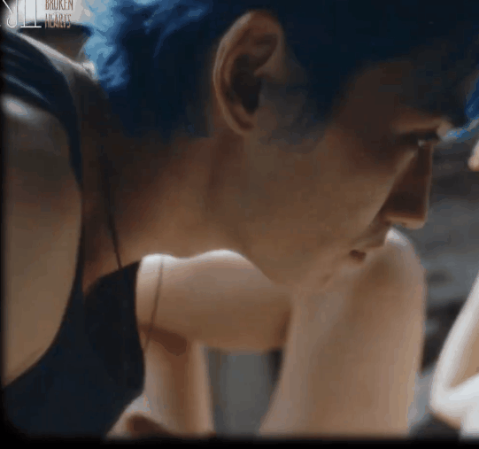 #朱一龙新片眼神戏会拉丝#朱一龙的这个眼神也太有魔力了吧，让我看两眼都能陷进去，