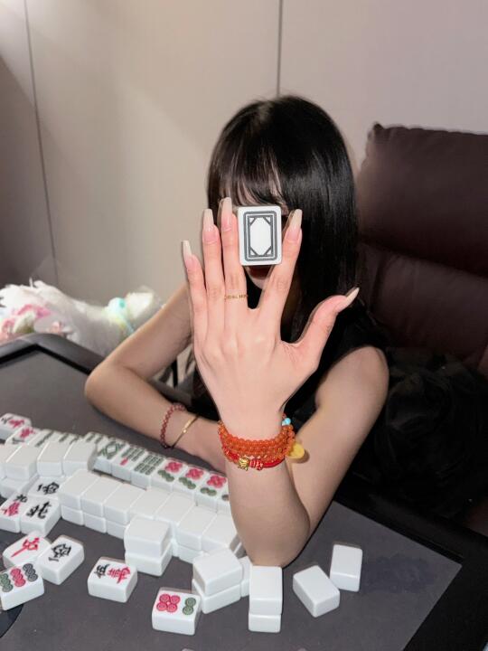 麻将已经成了每天下班后的娱乐活动