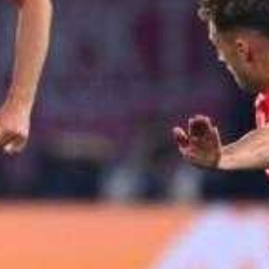 拜仁巴黎上演进球大战 这场比赛两队彻底放弃防守，全力展开进攻对轰，上半场便联手打