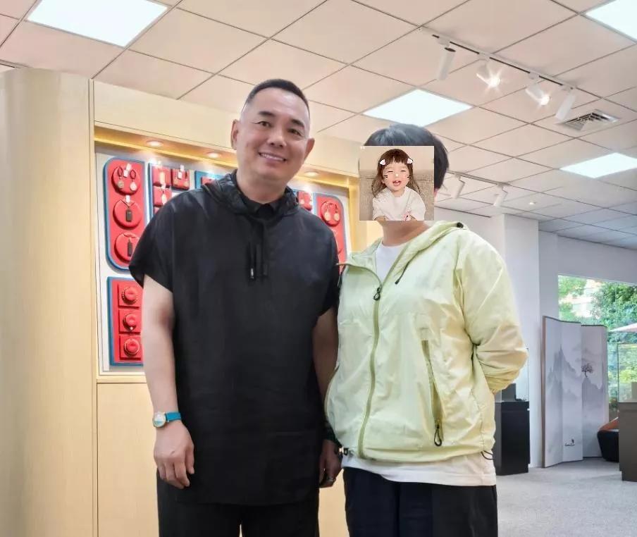 爆李厚霖被警方带走，家族牵连引热议
 
近日，一则重磅消息引发全网关注：曾打造国